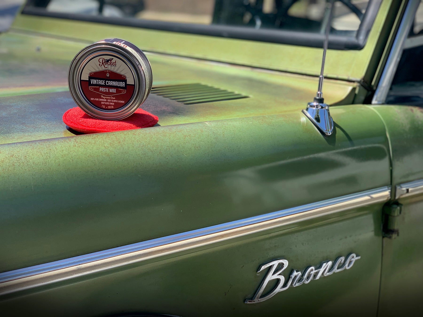 Vintage Carnauba Paste Wax + Applicator