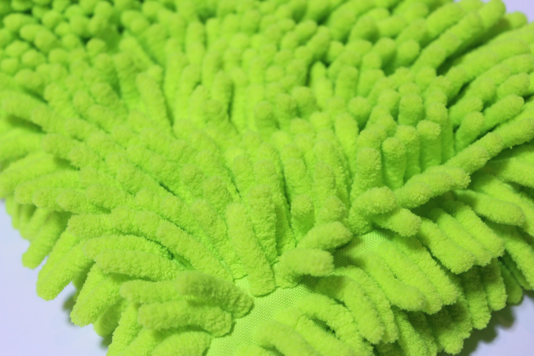 Ultra Green Chenille Wash Mitt